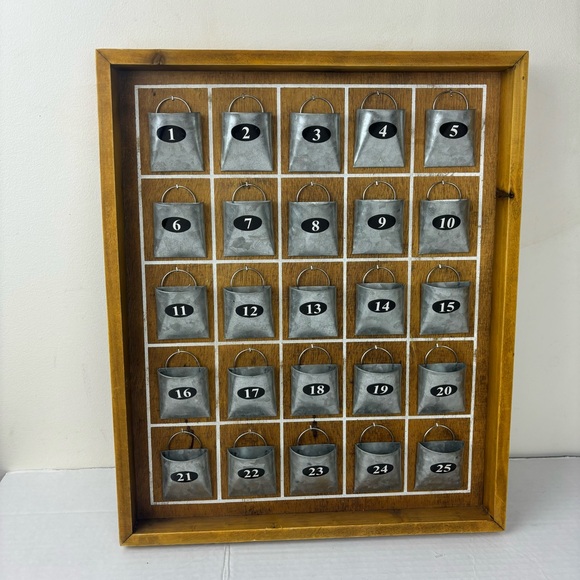 Countdown/Advent calendar fillable metal bucket on wood frame-XMAS/trip/event - Picture 1 of 14